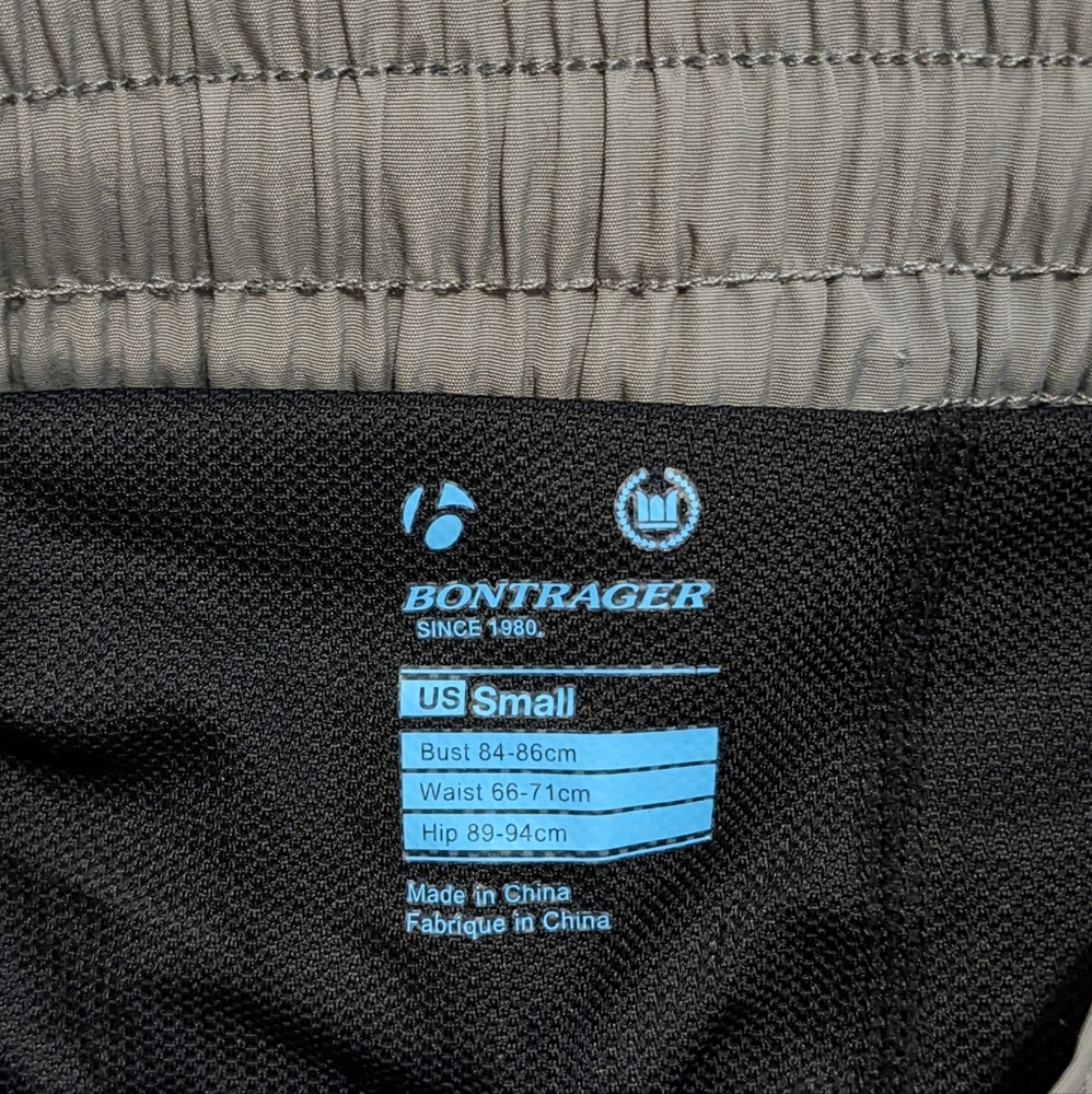 Women's Bontrager Gray Dual Sport Cycling Short MTB Padding Size Small - Picture 6 of 17